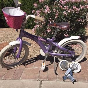 Girls Schwinn BMX bike
